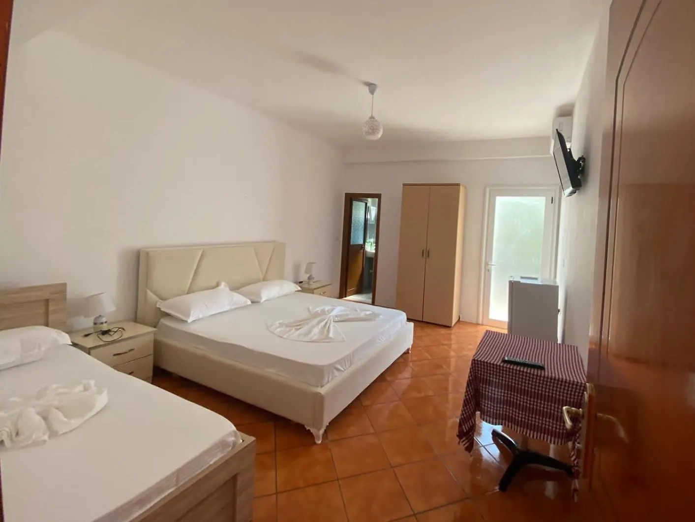 Jon Apartment Vlore